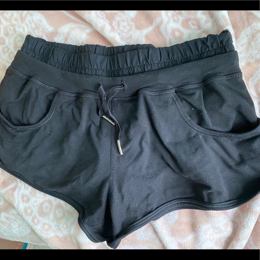 Black lulu lemon shorts